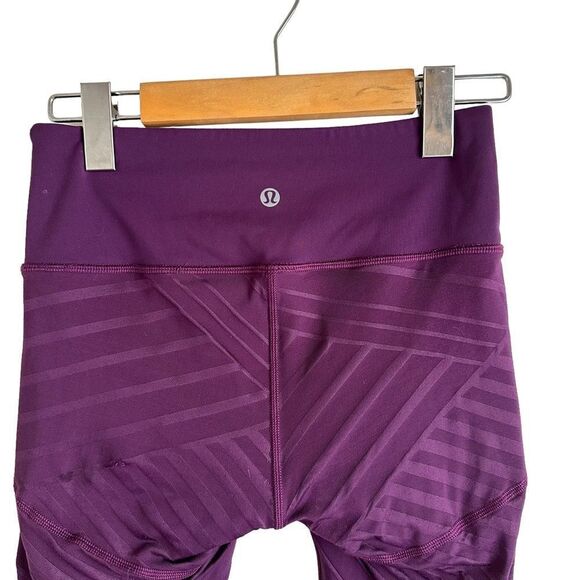 Lululemon Hot Like Agni Crop (23")Darkest Magenta - Picture 6 of 9